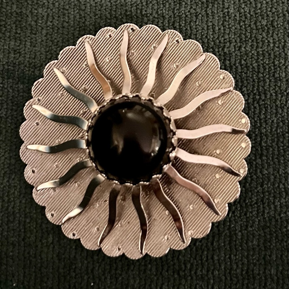 Vintage Sara Coventry Brooch Great Condition 1 owner - Picture 3 of 3